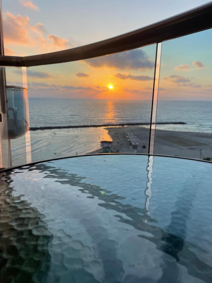 Suite On The Beach Haifa Luaran gambar