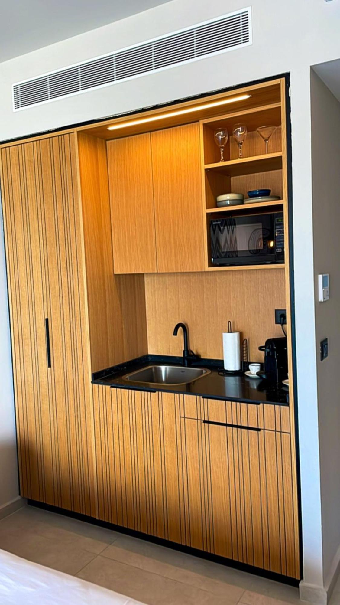 Suite On The Beach Haifa Luaran gambar