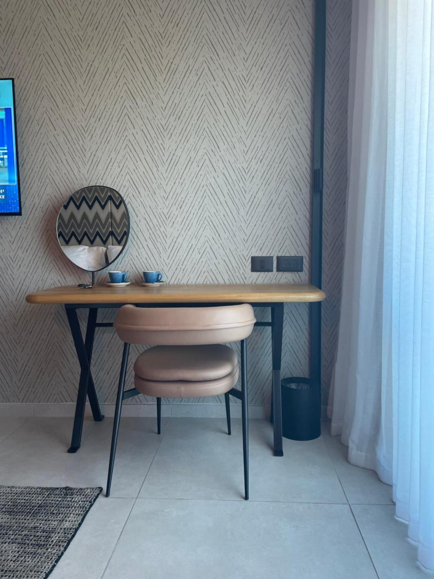 Suite On The Beach Haifa Luaran gambar